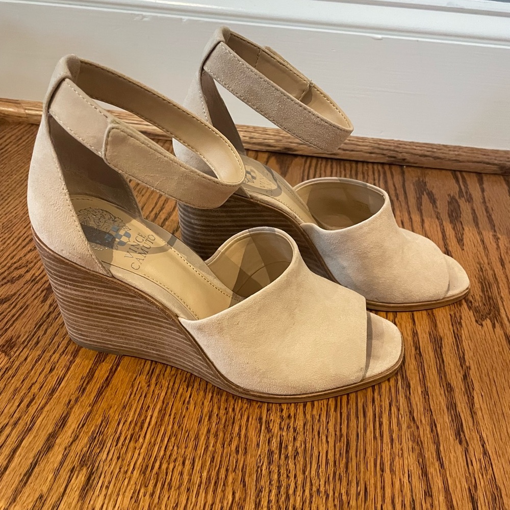 Vince Camuto suede wedges
